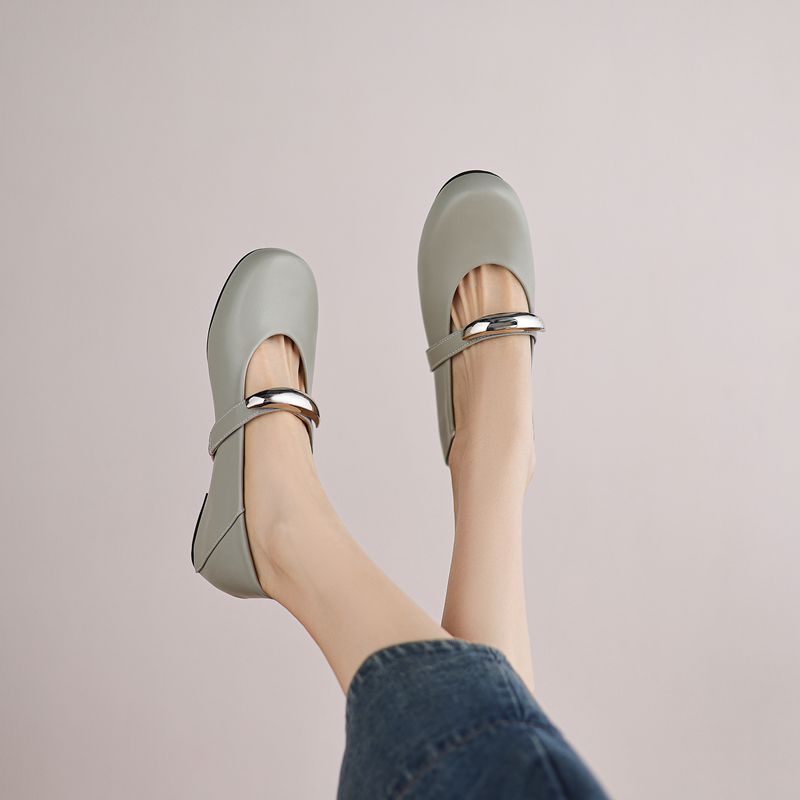 SIMLOVEYO 2026 New Ladies Slip - Women'S Shoes Extended Sizes ulasan dan harga